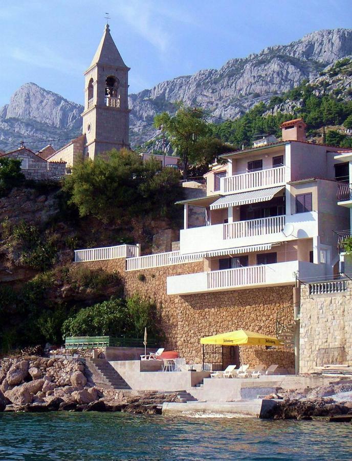 Apartments By The Sea Pisak, Omis - 1018 エクステリア 写真